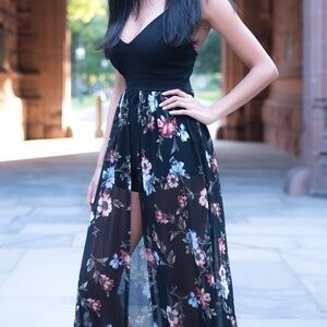 NEW w/o Tags Jumpsuit dress with shorts black floral cover